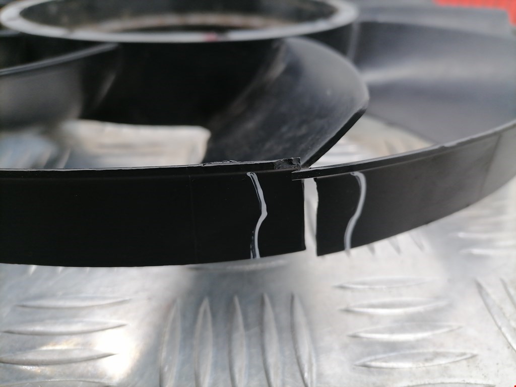 Крыльчатка вентилятора (лопасти) AUDI A4 B6 2001-2005