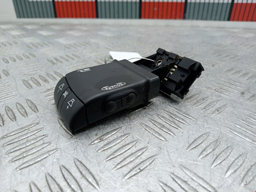 Переключатель подрулевой управления магнитолой RENAULT Megane II 2002-2009