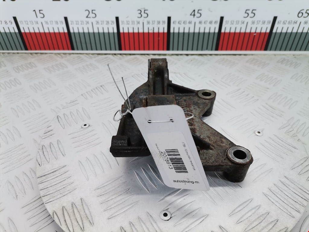 Кронштейн генератора RENAULT Espace 1997-2003