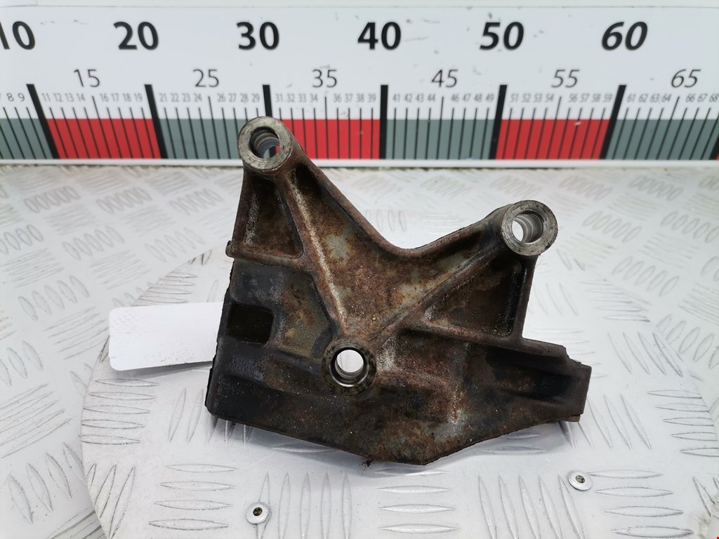 Кронштейн генератора RENAULT Espace 1997-2003