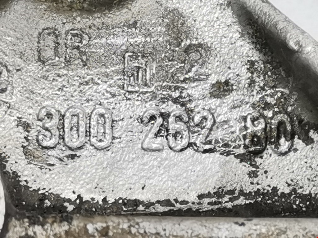 Кронштейн кондиционера RENAULT Espace 1997-2003