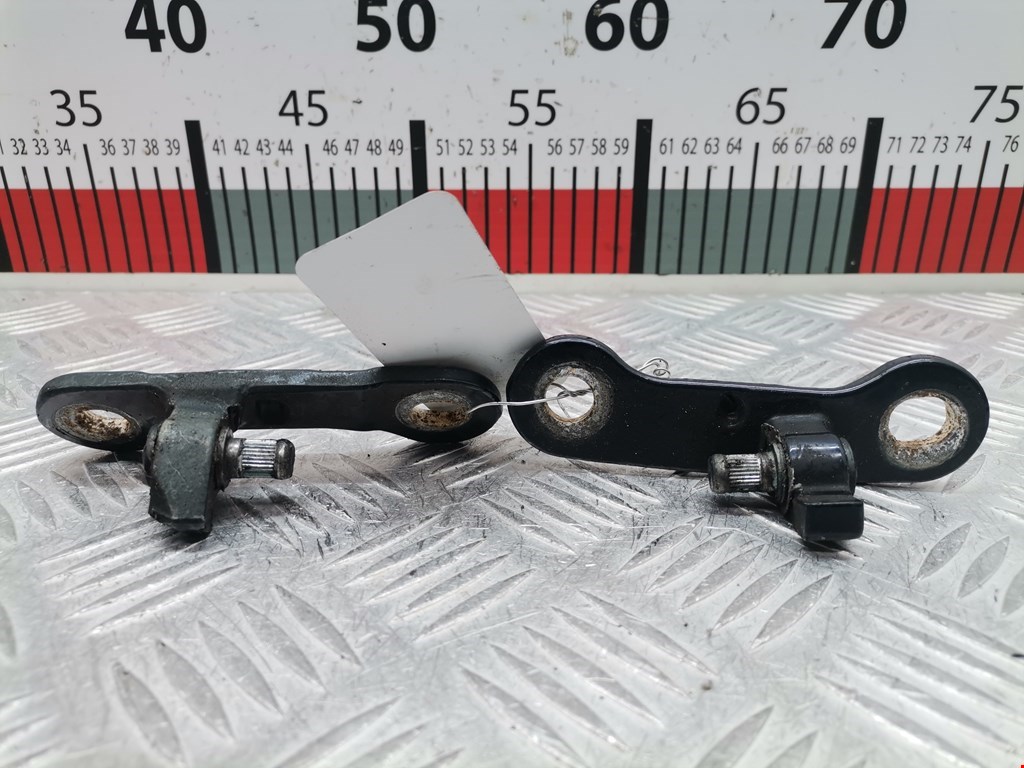 Петля двери задней левой Opel Vectra C (2002-2008)