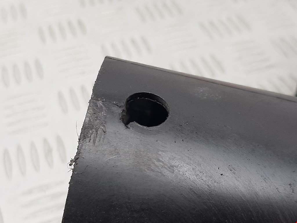 Корпус воздушного фильтра NISSAN Inerstar 1997-2010