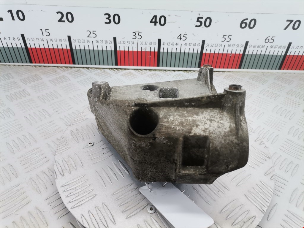 Кронштейн кондиционера BMW X3 E83 2003-2010