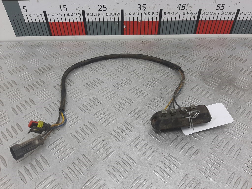 Выключатель концевой (концевик) IVECO Daily III 1999-2006