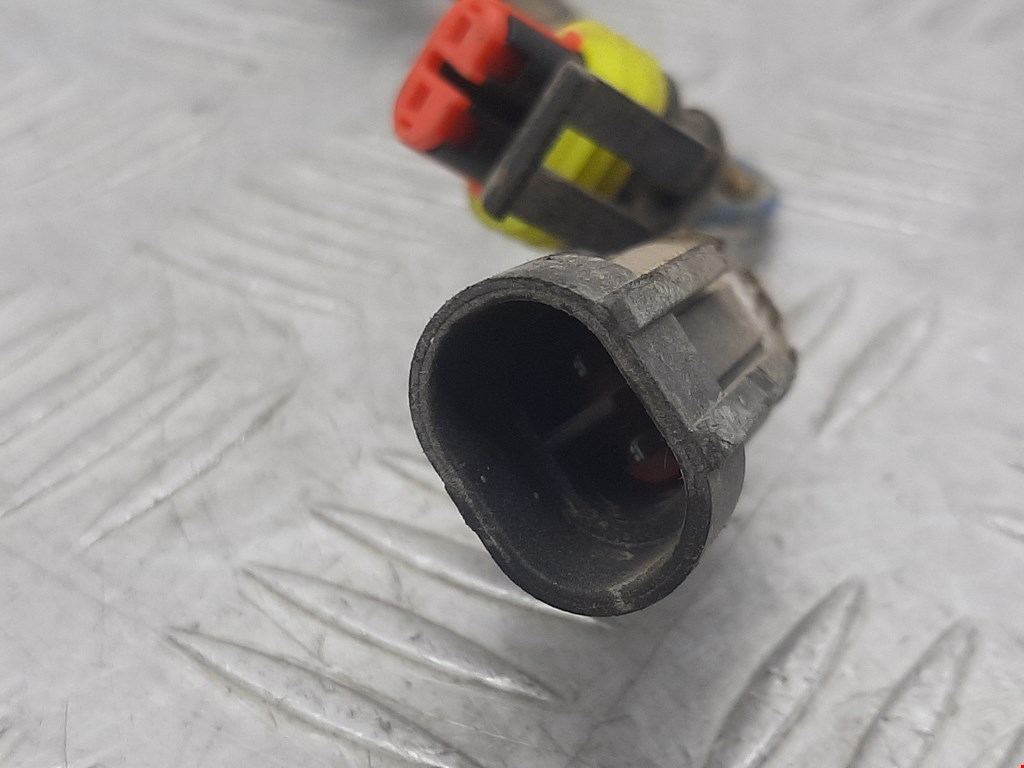 Выключатель концевой (концевик) IVECO Daily III 1999-2006