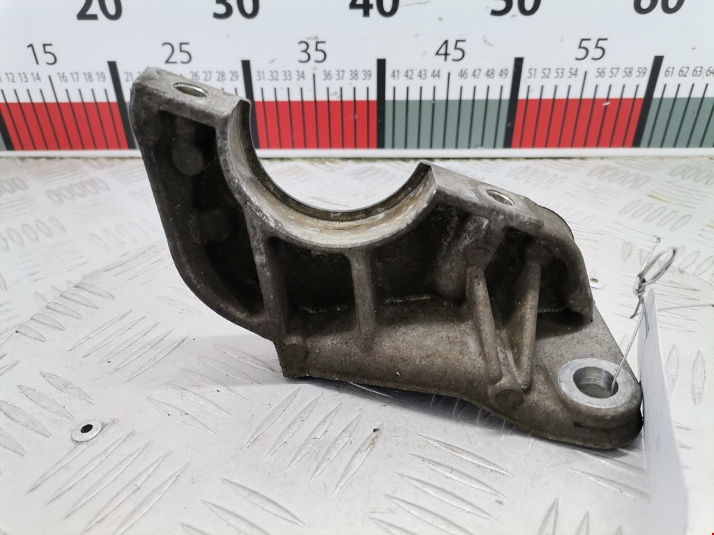 Кронштейн RENAULT Clio 2005-2012