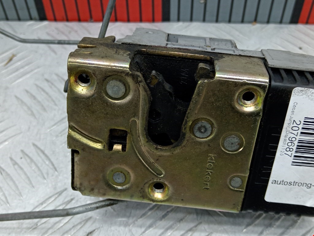 Замок двери передней правой CITROEN Jumpy 1994-2006