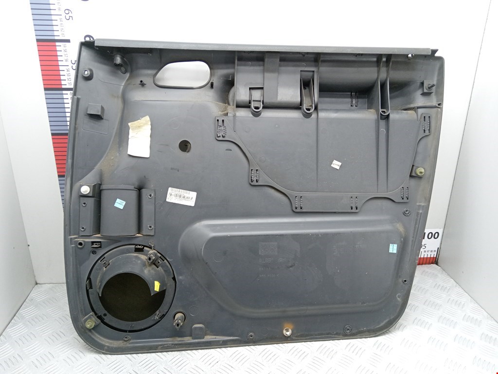 Обшивка двери передняя левая CITROEN Jumpy 1994-2006