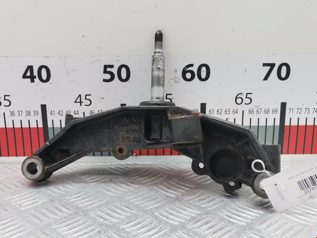 Кронштейн (крепление лапа траверса) кпп Opel Vivaro A (2001-2014)