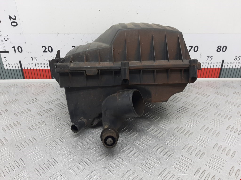 Корпус воздушного фильтра OPEL Combo C 2001-2011