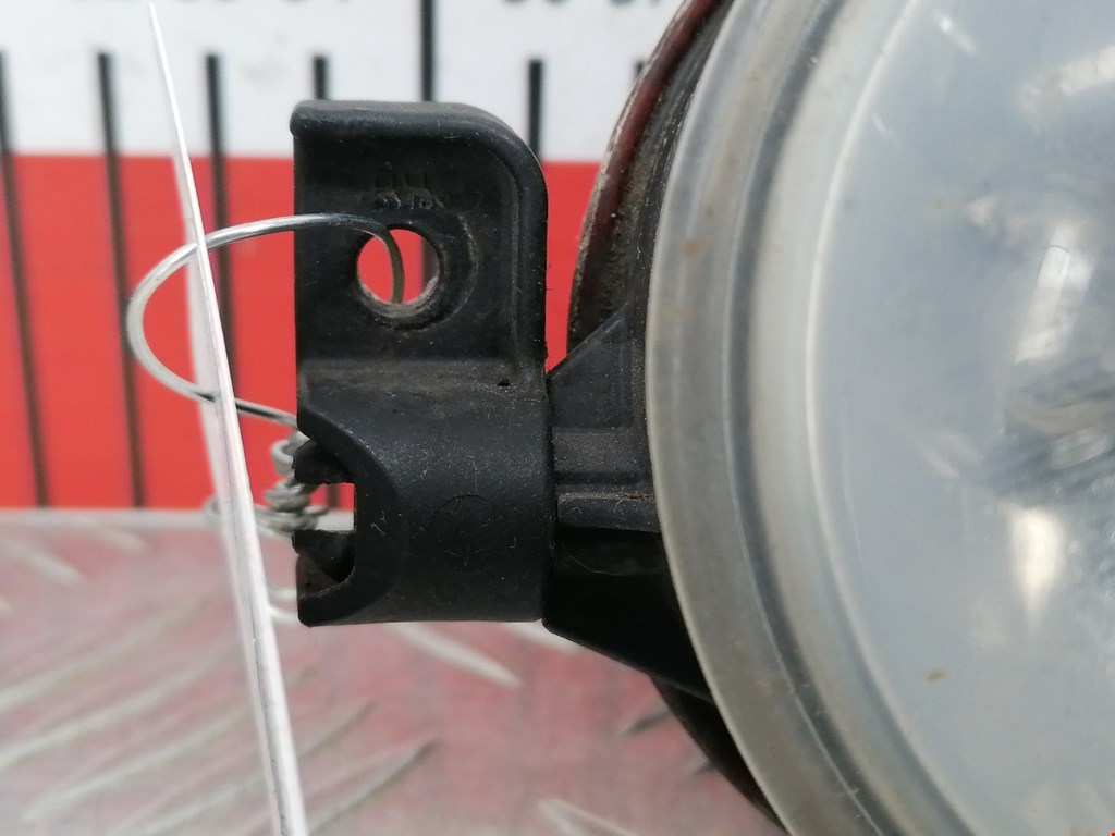 Фара противотуманная правая (ПТФ) FORD Focus II 2005-2011