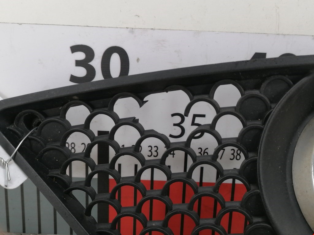 Решетка в бампер MERCEDES-BENZ C-Class C-klasse W204 2007-2015