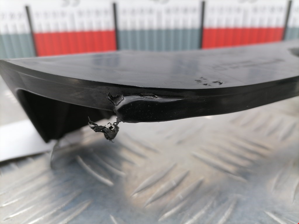 Кронштейн переднего бампера правый MERCEDES-BENZ C-Class C-klasse W204 2007-2015