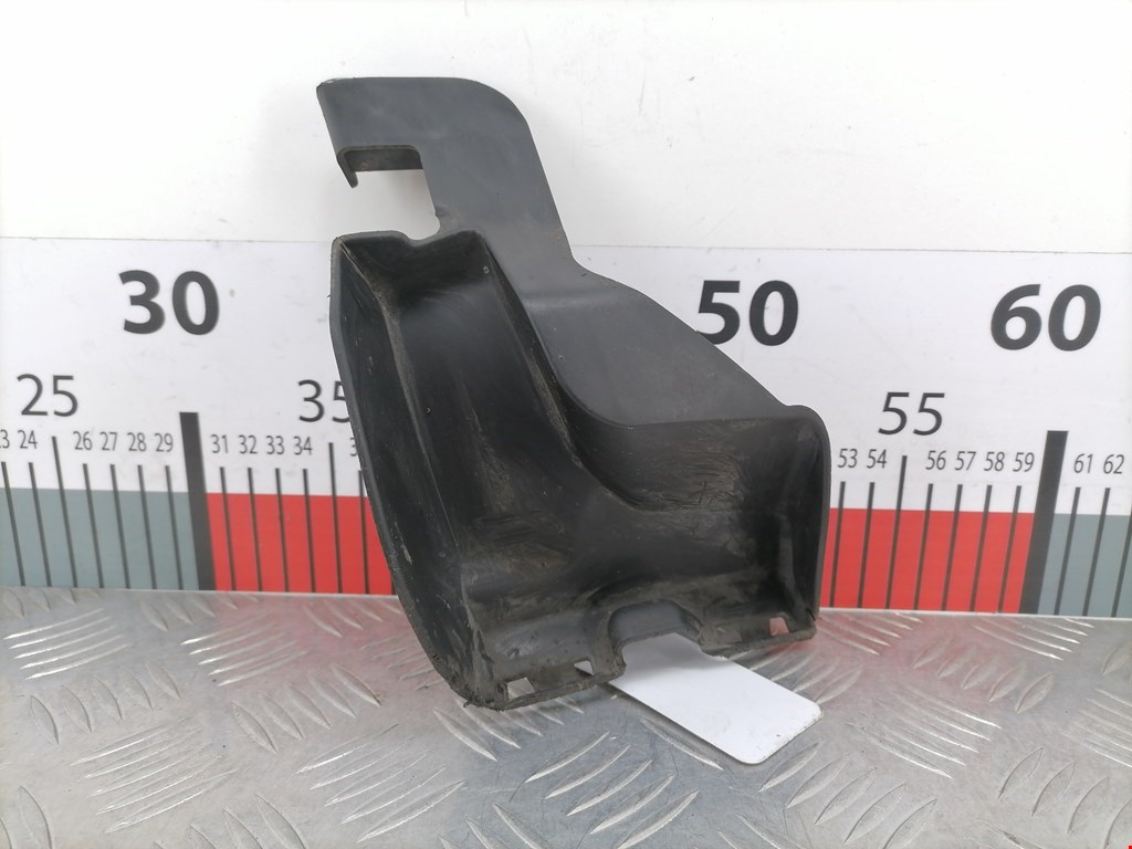 Кронштейн переднего бампера правый MERCEDES-BENZ C-Class C-klasse W204 2007-2015