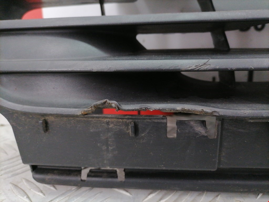 Решетка радиатора CITROEN Xsara Picasso 1999-2012