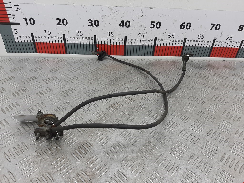 Клемма аккумулятора (минус) - DACIA Sandero 2008-2012