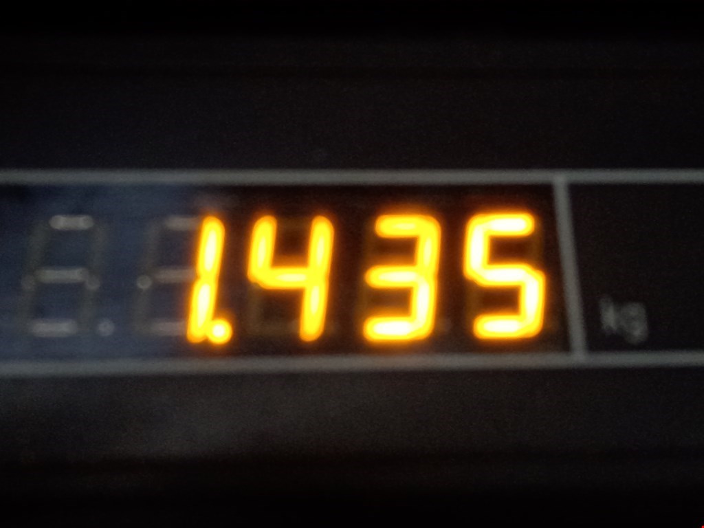 Стекло двери переднее правое PEUGEOT 308 2007-2015