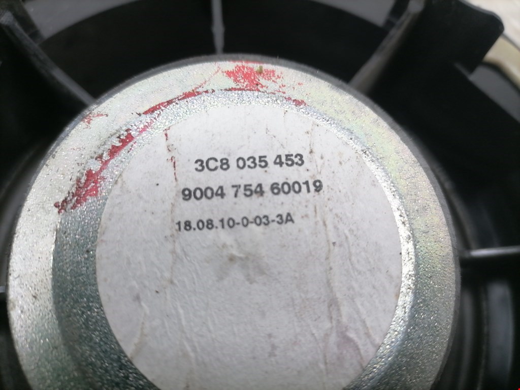 Динамик VOLKSWAGEN Passat B6 2005-2011