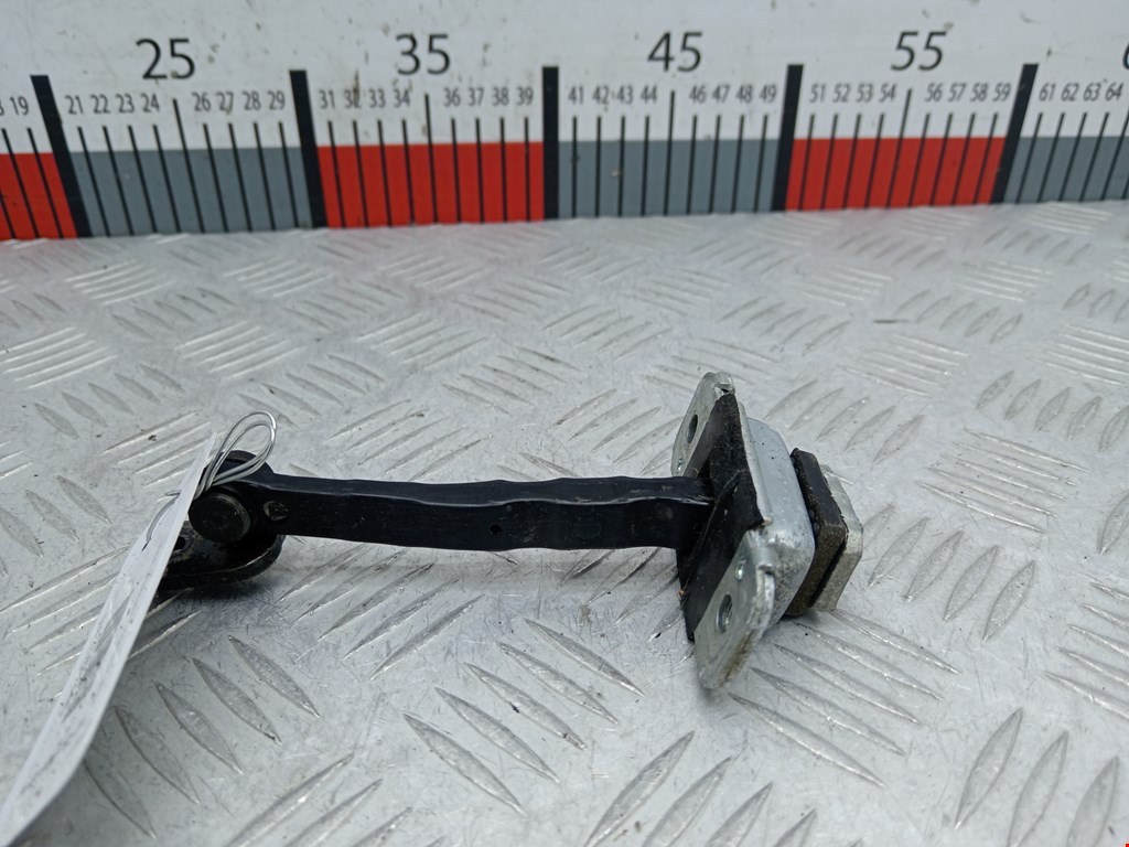 Ограничитель открывания двери KIA Sorento 2002-2009