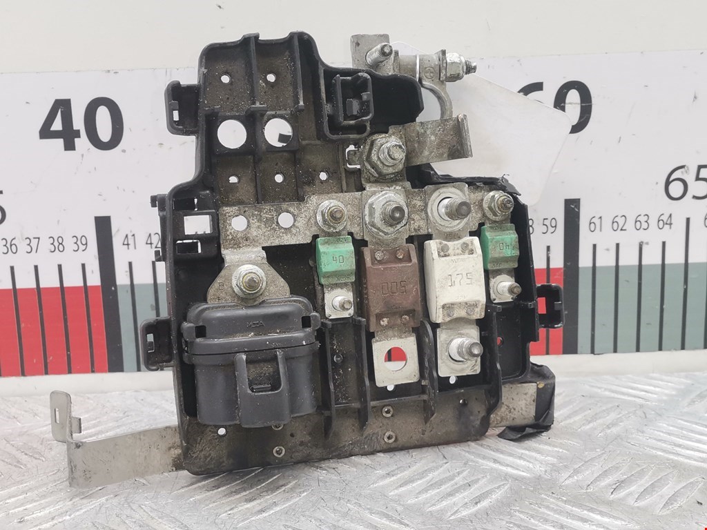 Клемма аккумулятора (плюс) + OPEL Vivaro A 2001-2014