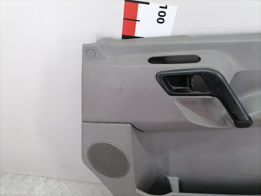 Обшивка двери передняя правая MERCEDES-BENZ Sprinter 906 2006-2018