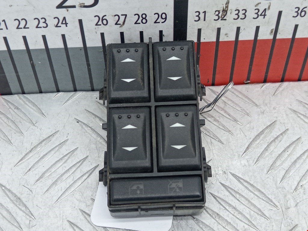 Блок управления стеклоподъемниками FORD Mondeo III 2000-2007