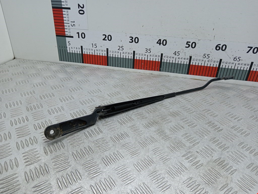 Поводок дворников передний левый/ правый VOLKSWAGEN Golf IV 1997-2003