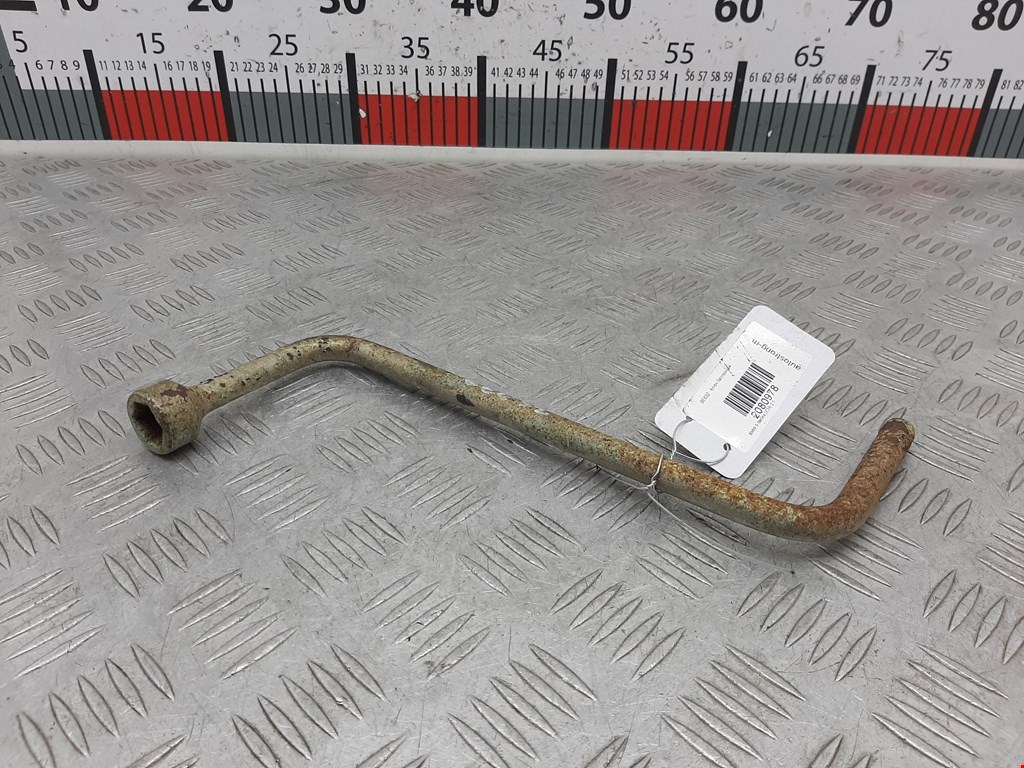 Ключ баллонный BMW 5-Series (E39) (1995-2004)