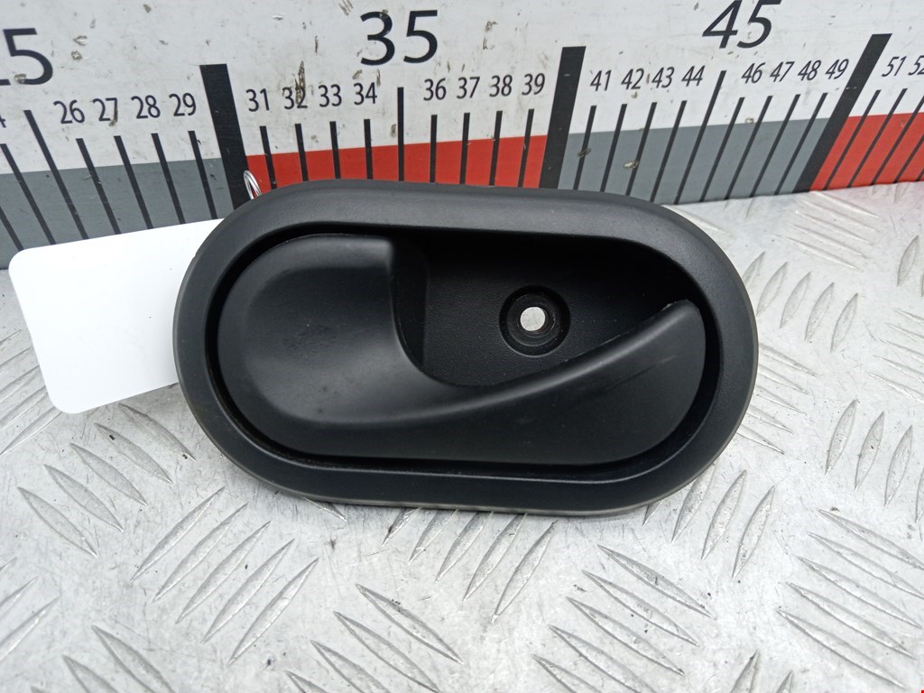 Ручка дверная задняя внутренняя левая RENAULT Sandero 2009-2014