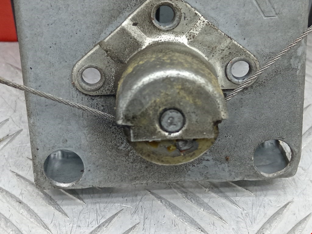 Стеклоподъемник задний правый RENAULT Sandero 2009-2014