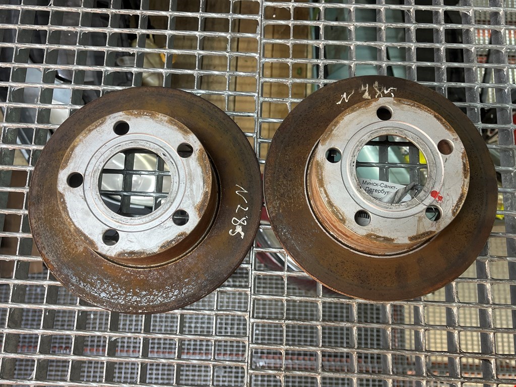 Диск тормозной задний VOLKSWAGEN Passat B5 1997-2005