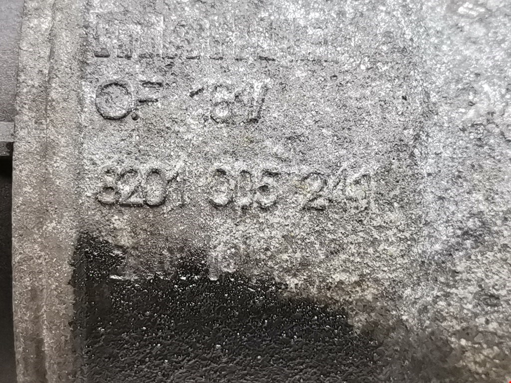 Корпус масляного фильтра OPEL Vivaro A 2001-2014