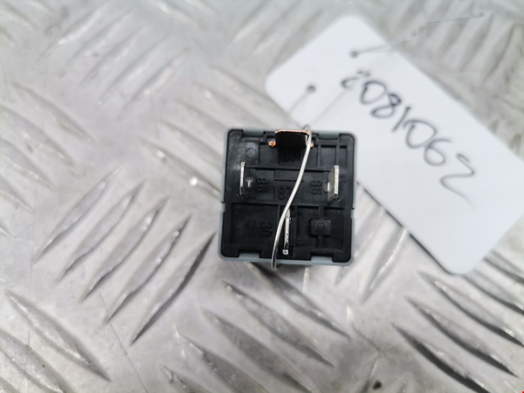 Реле CHEVROLET Aveo T300 2011-2015