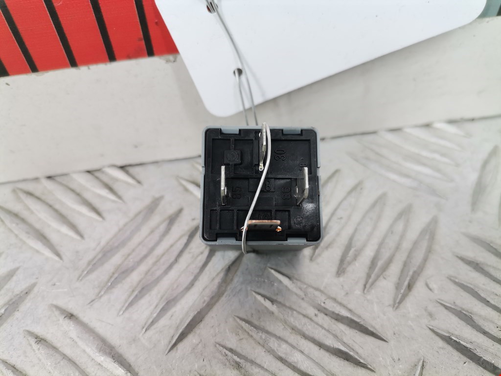 Реле CHEVROLET Aveo T300 2011-2015