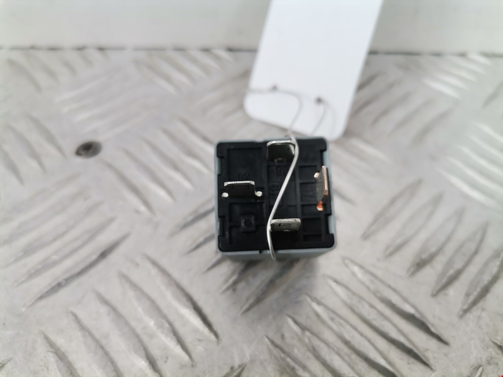 Реле CHEVROLET Aveo T300 2011-2015