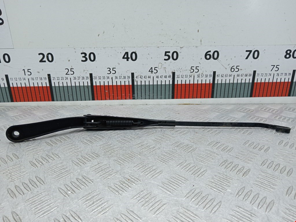 Поводок дворников передний левый/ правый DACIA Sandero 2008-2012