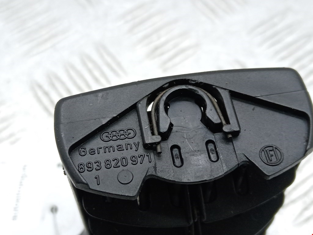 Дефлектор воздушный AUDI 80 B4 1991-1996