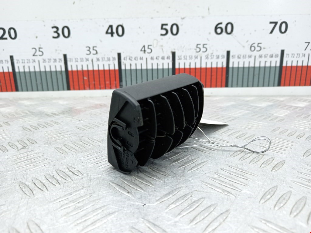 Дефлектор воздушный AUDI 80 B4 1991-1996