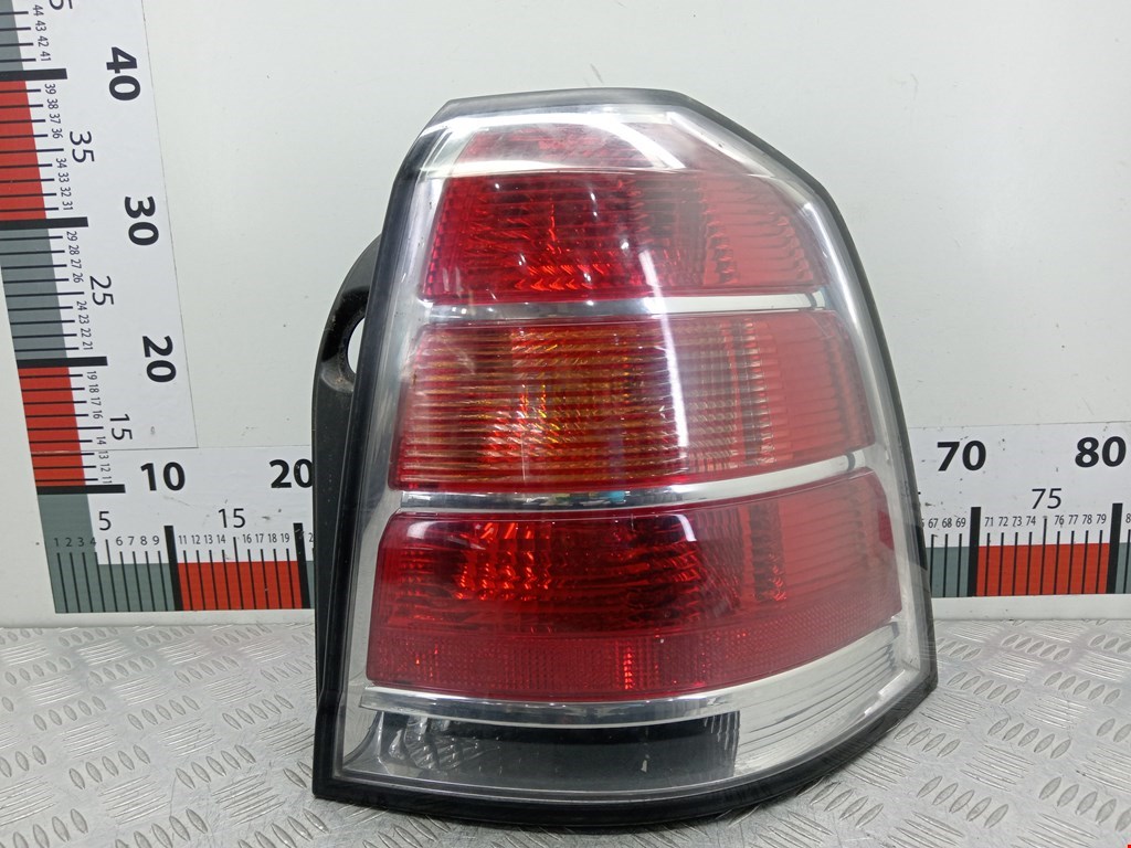 Фонарь задний правый OPEL Zafira B 2005-2012