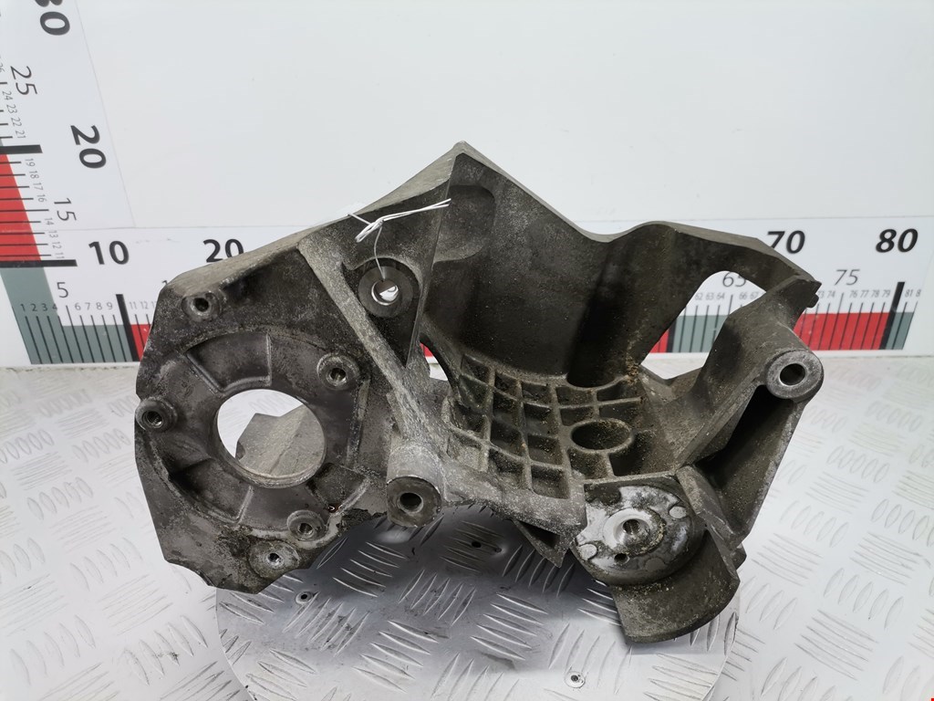 Кронштейн ТНВД OPEL Antara 2006-2015