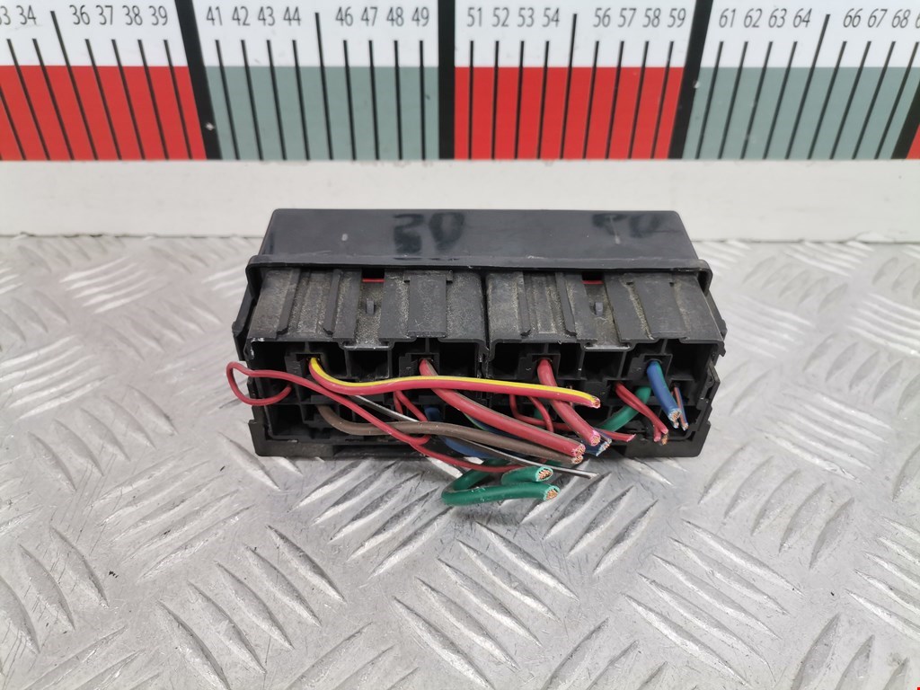 Блок реле CHRYSLER Sebring III JS 2006-2010