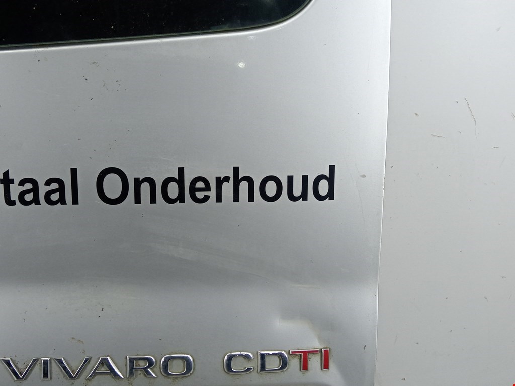 Бампер задний OPEL Vivaro A 2001-2014