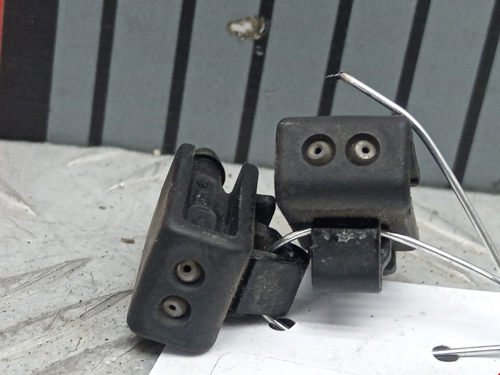 Форсунка омывателя лобового стекла RENAULT Megane II 2002-2009