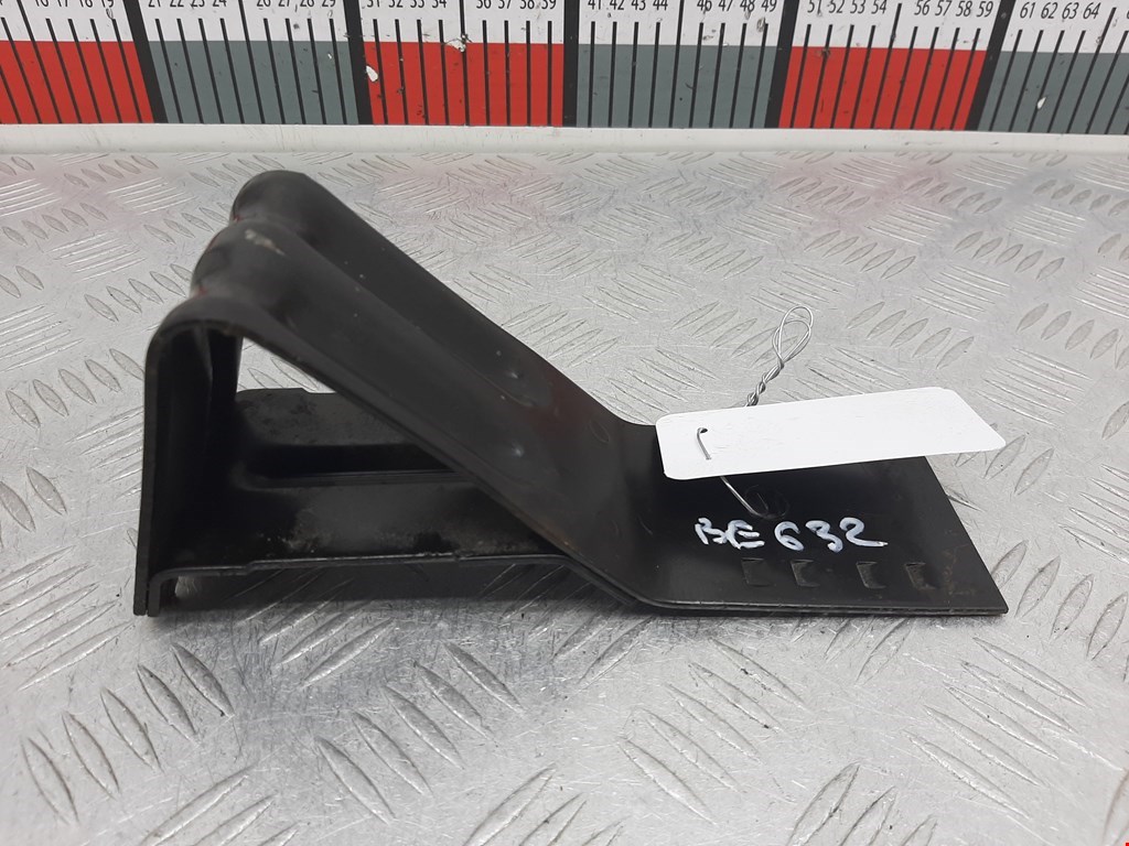 Упор противооткатный BMW 5-Series (E39) (1995-2004)