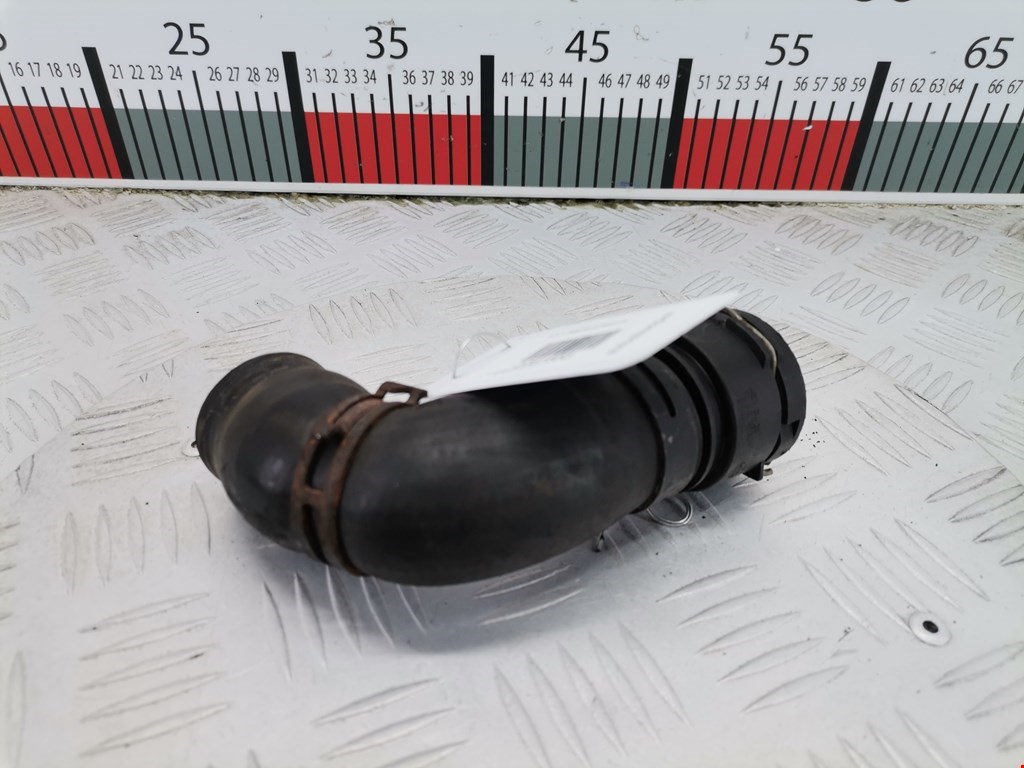 Патрубок VOLKSWAGEN Golf IV 1997-2003