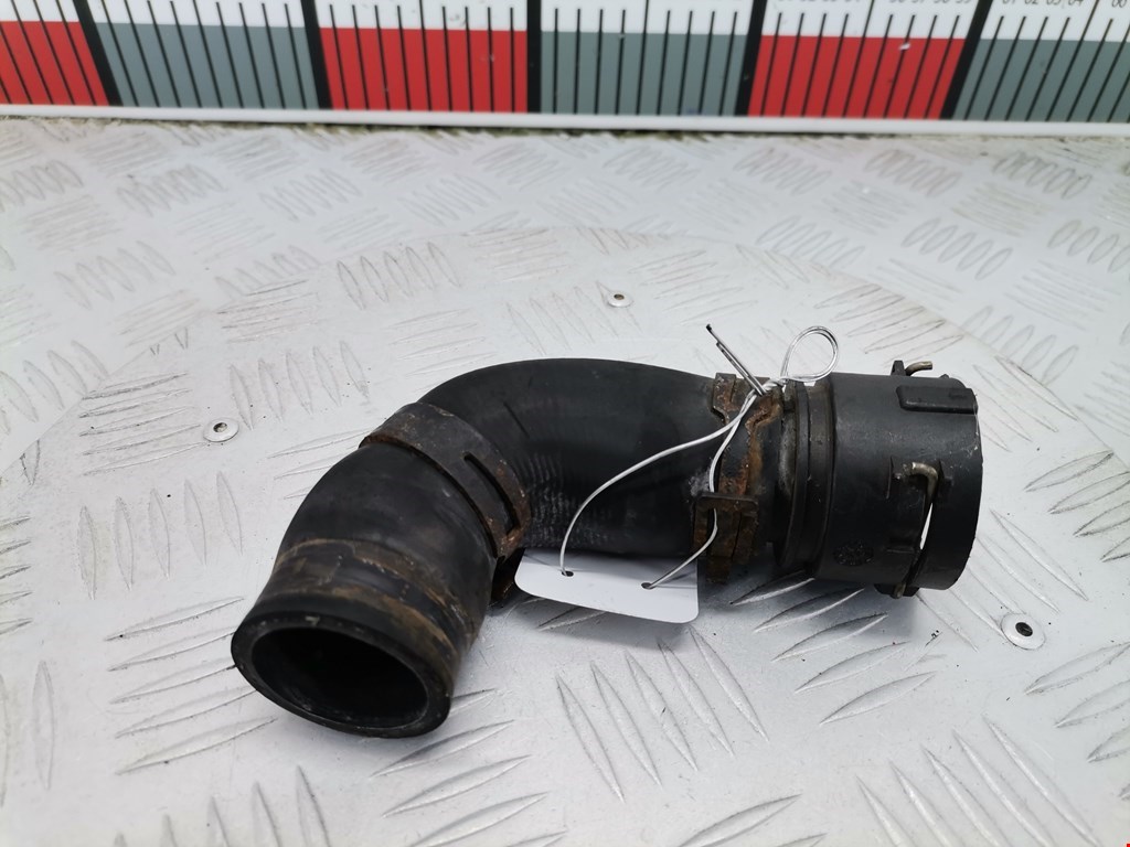 Патрубок VOLKSWAGEN Golf IV 1997-2003