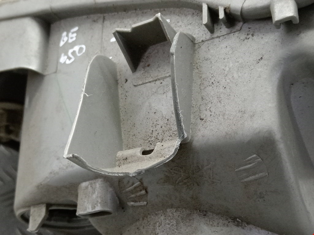 Фара правая CITROEN Jumpy 1994-2006