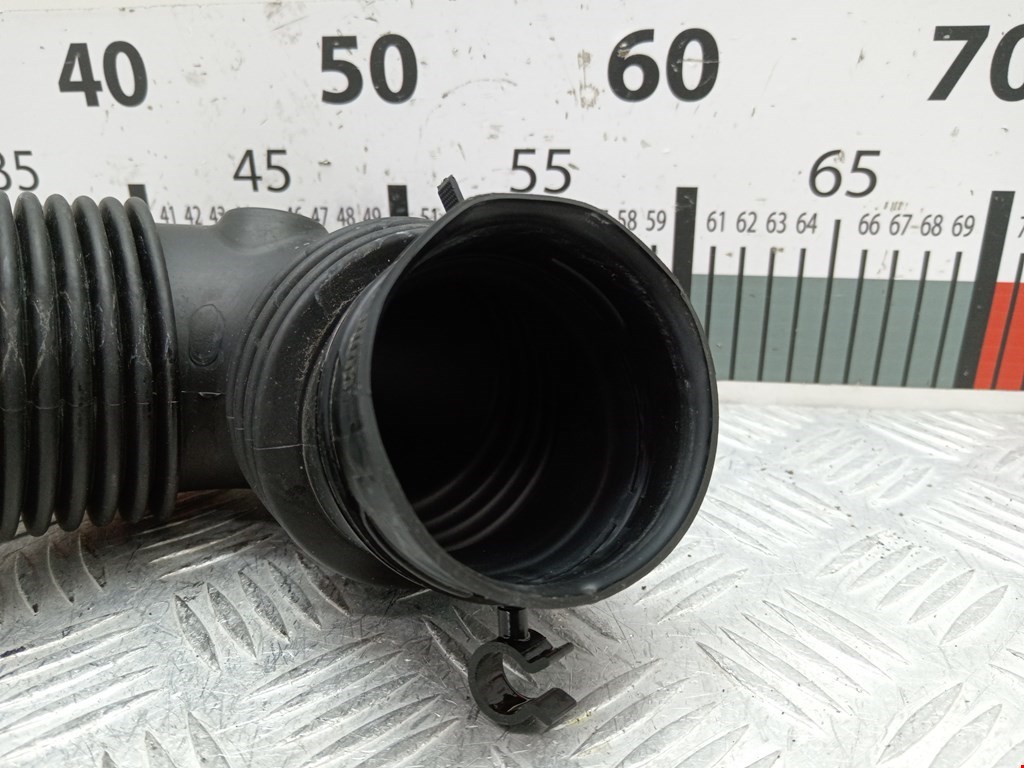 Патрубок воздушного фильтра PEUGEOT 407 2004-2010