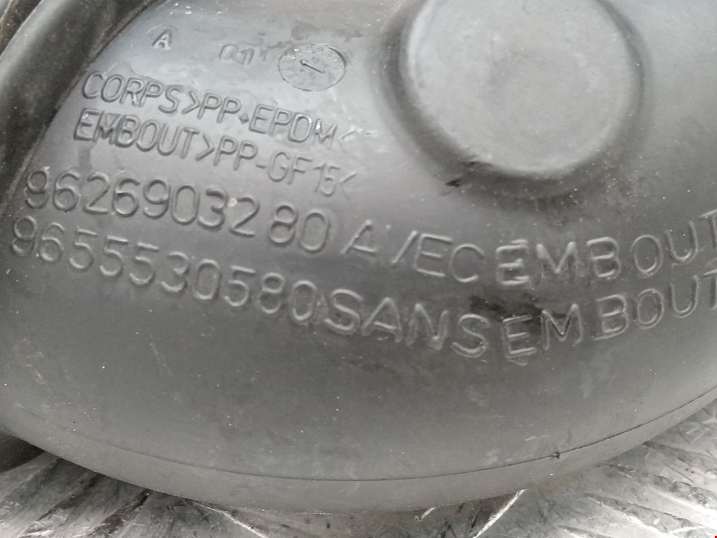 Патрубок воздушного фильтра PEUGEOT 407 2004-2010